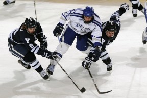 米兰体育登录入口官网-中国篮球品牌建设为何无法出圈国际视野，中国篮球运动品牌